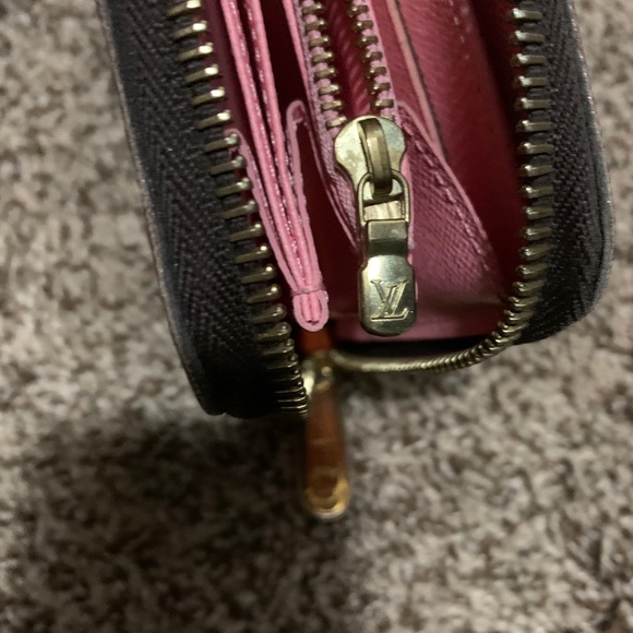 NOT FOR SALE - Picture 7 of 9